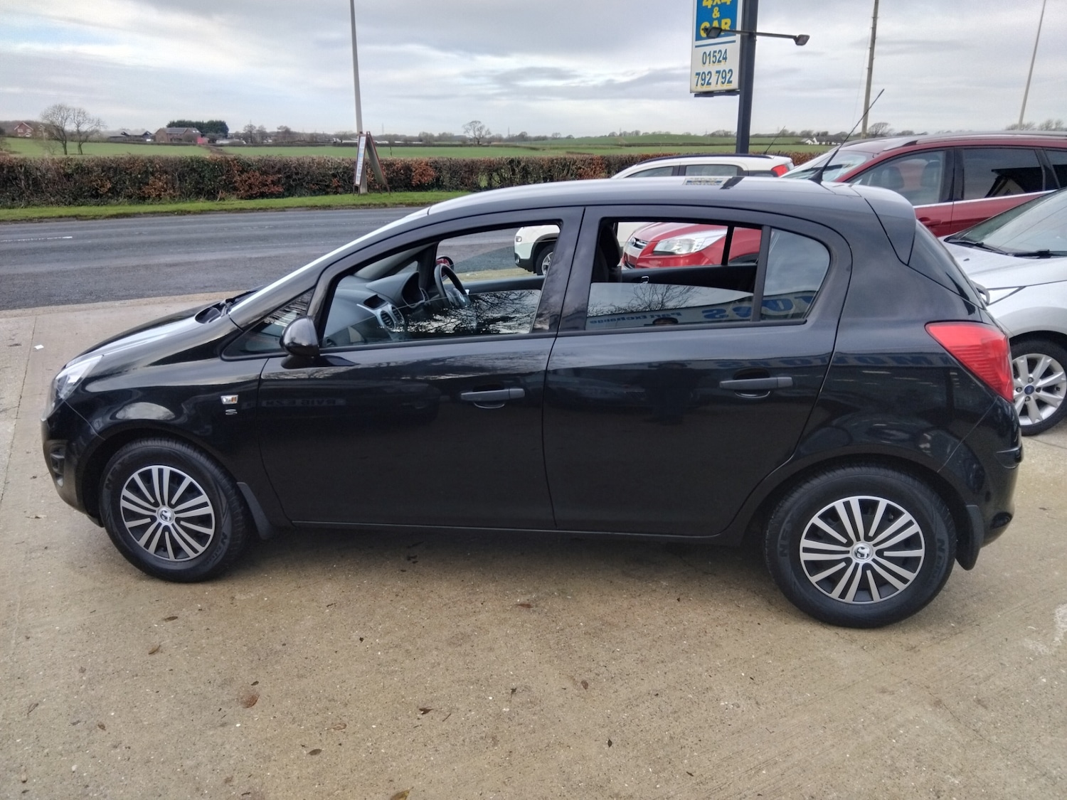 Used Vauxhall Corsa 2013 for sale - 76845865: Photo 5