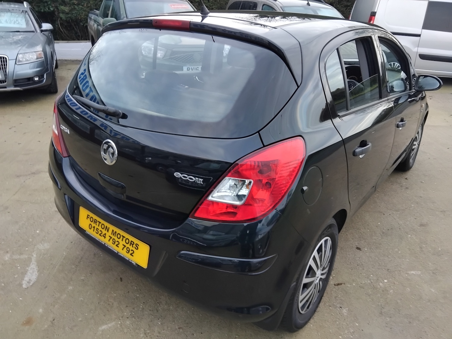 Used Vauxhall Corsa 2013 for sale - 76845865: Photo 8