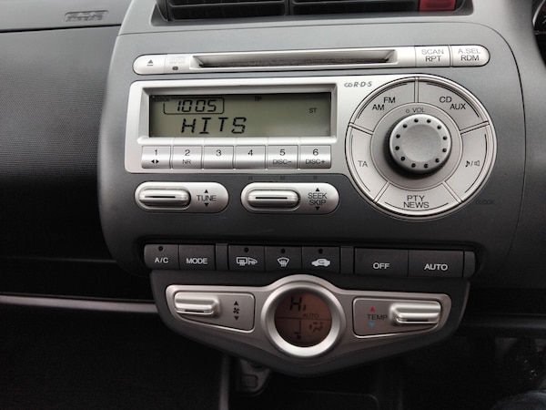 Used Honda Jazz 2006 for sale - 76159618: Photo 19