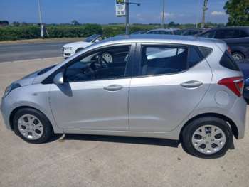 Used Hyundai i10 2015 for sale - 74559919: Photo