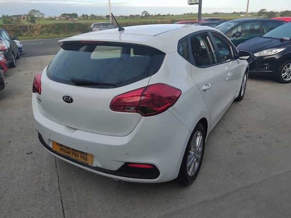 Used Kia Ceed 2015 for sale - 76091376: Photo 11