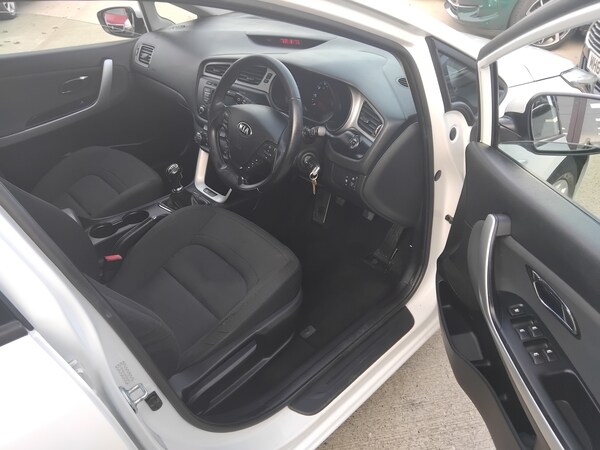 Used Kia Ceed 2015 for sale - 76091376: Photo 13