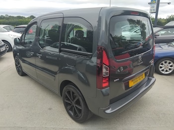 Used Peugeot Partner Tepee 2015 for sale - 75283105: Photo