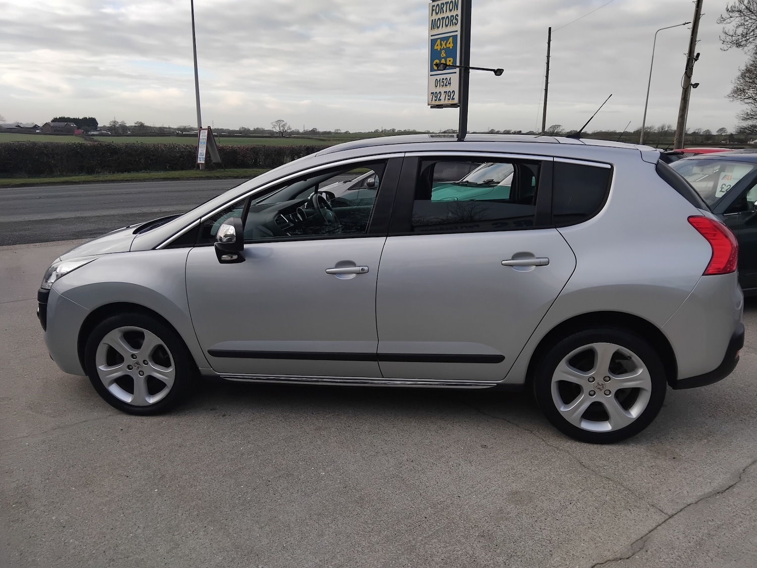 Used Peugeot 3008 2013 for sale - 77381206: Photo 5