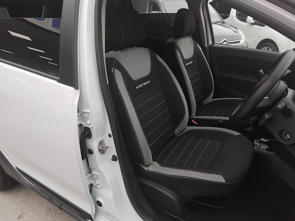 Used Dacia Logan MCV 2018 for sale - 75367440: Photo 17
