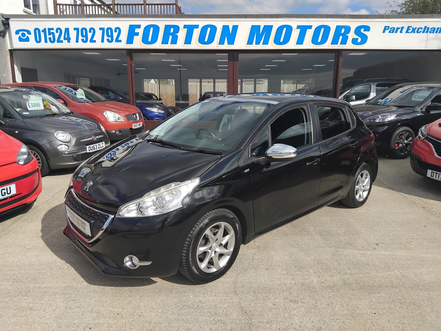 Used Peugeot 208 2014 for sale - 78210501: Photo 10