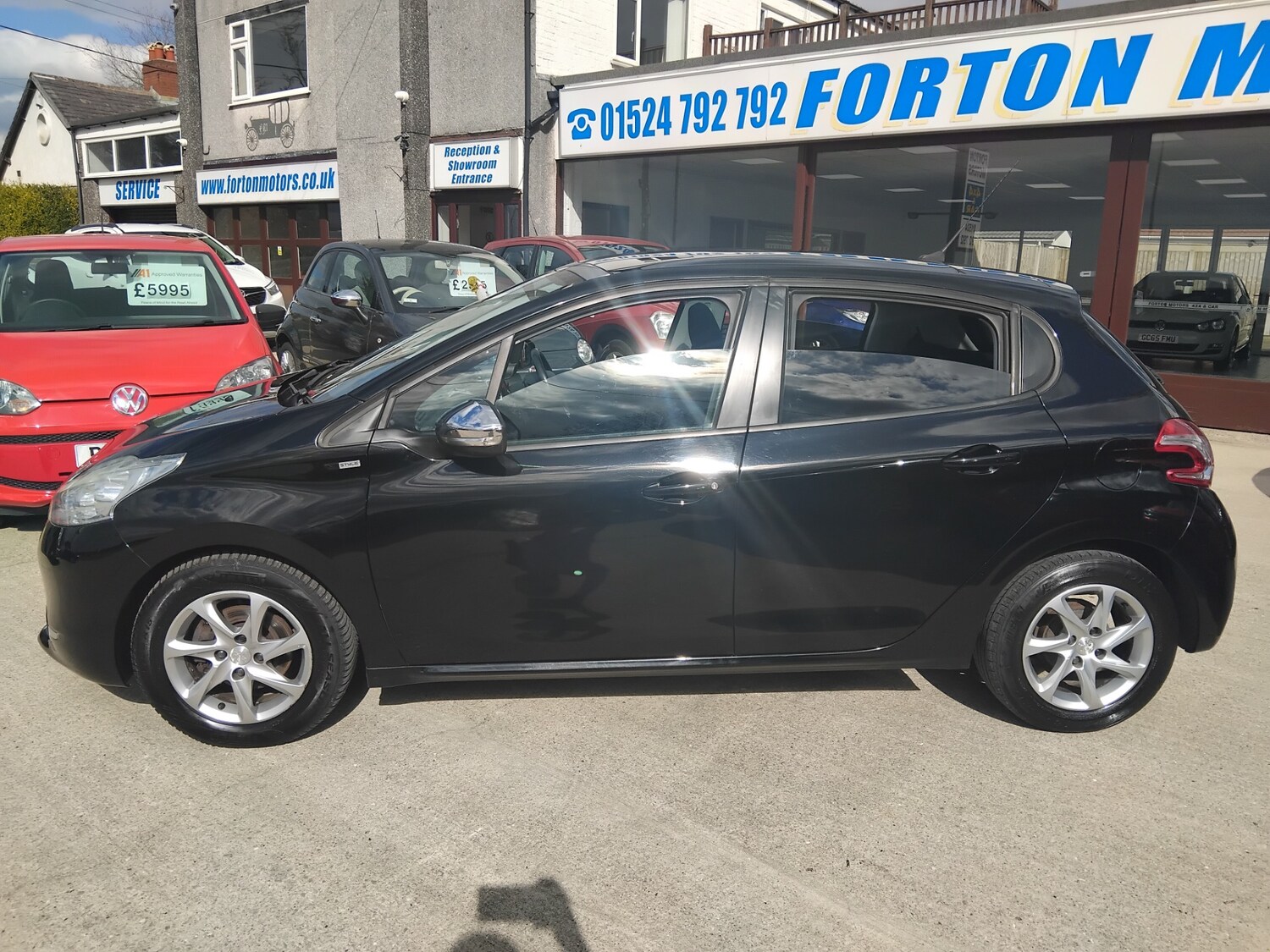 Used Peugeot 208 2014 for sale - 78210501: Photo 11