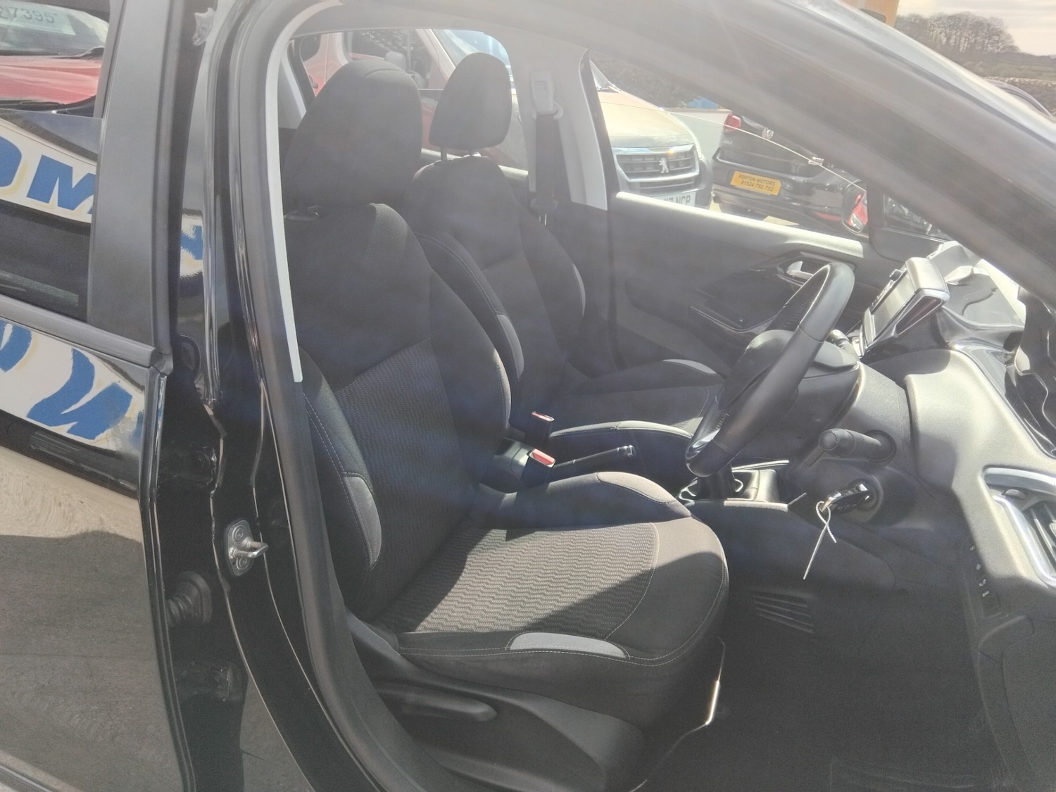 Used Peugeot 208 2014 for sale - 78210501: Photo 16