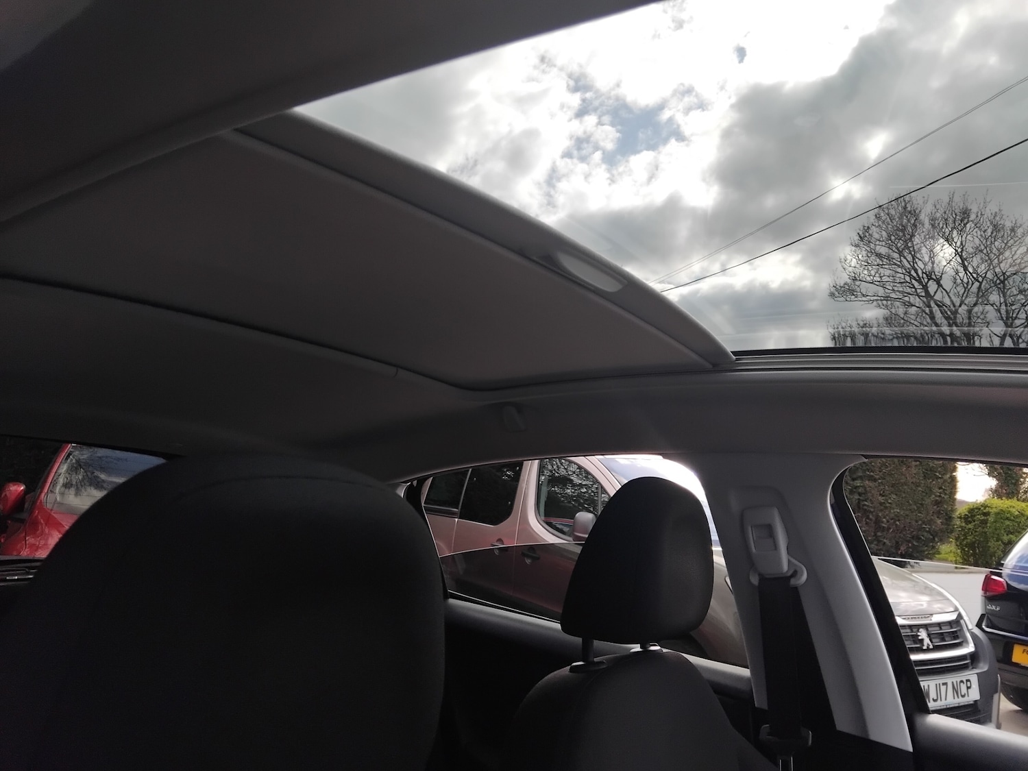 Used Peugeot 208 2014 for sale - 78210501: Photo 18