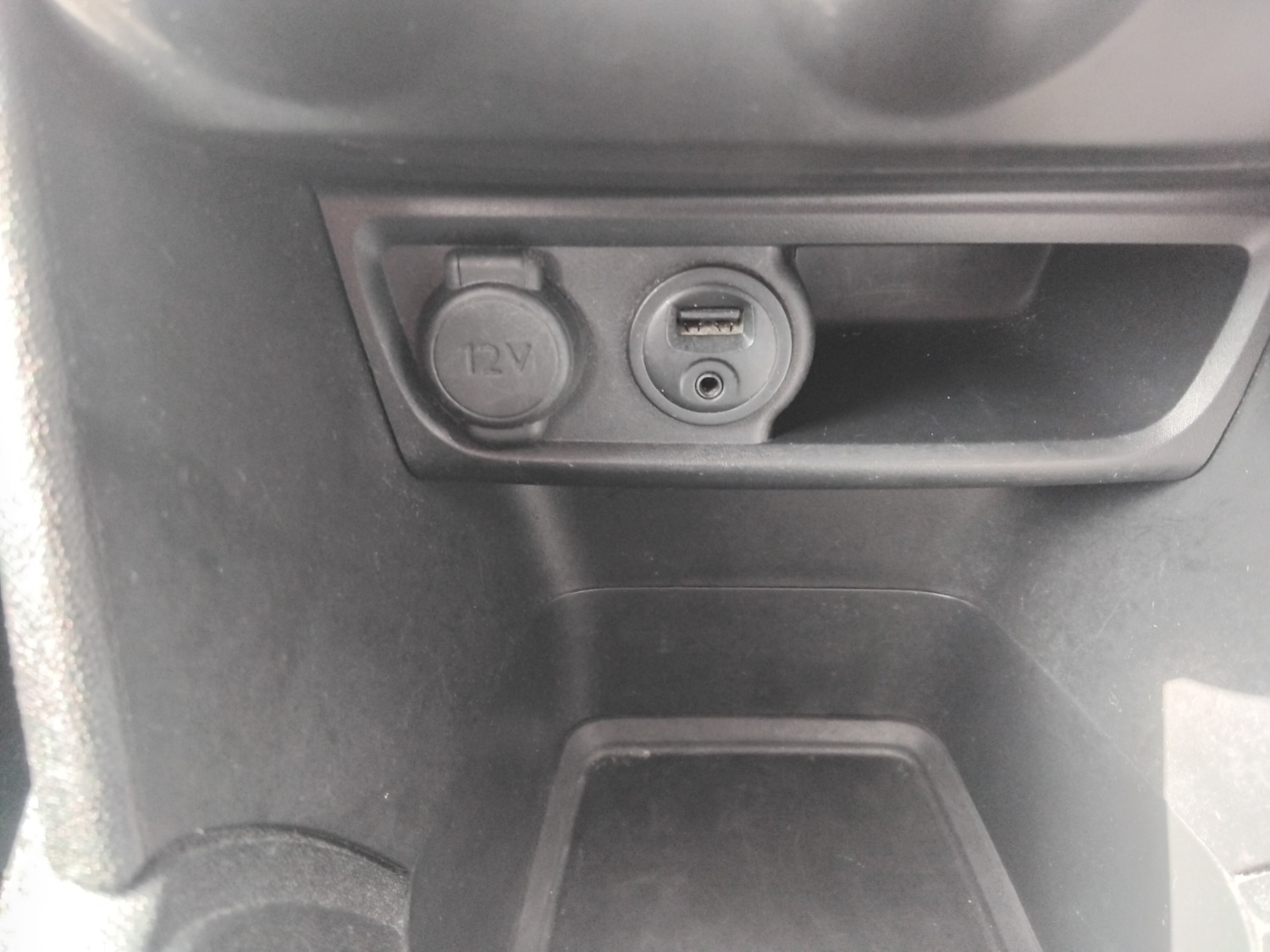 Used Peugeot 208 2014 for sale - 78210501: Photo 26