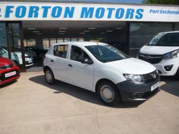 Used Dacia Sandero 2014 for sale - 74549302: Photo