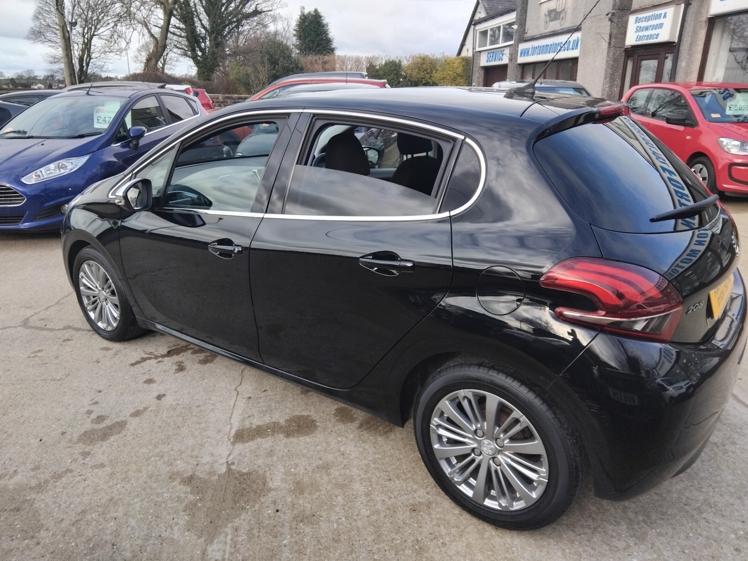 Used Peugeot 208 2016 for sale - 77542741: Photo 11