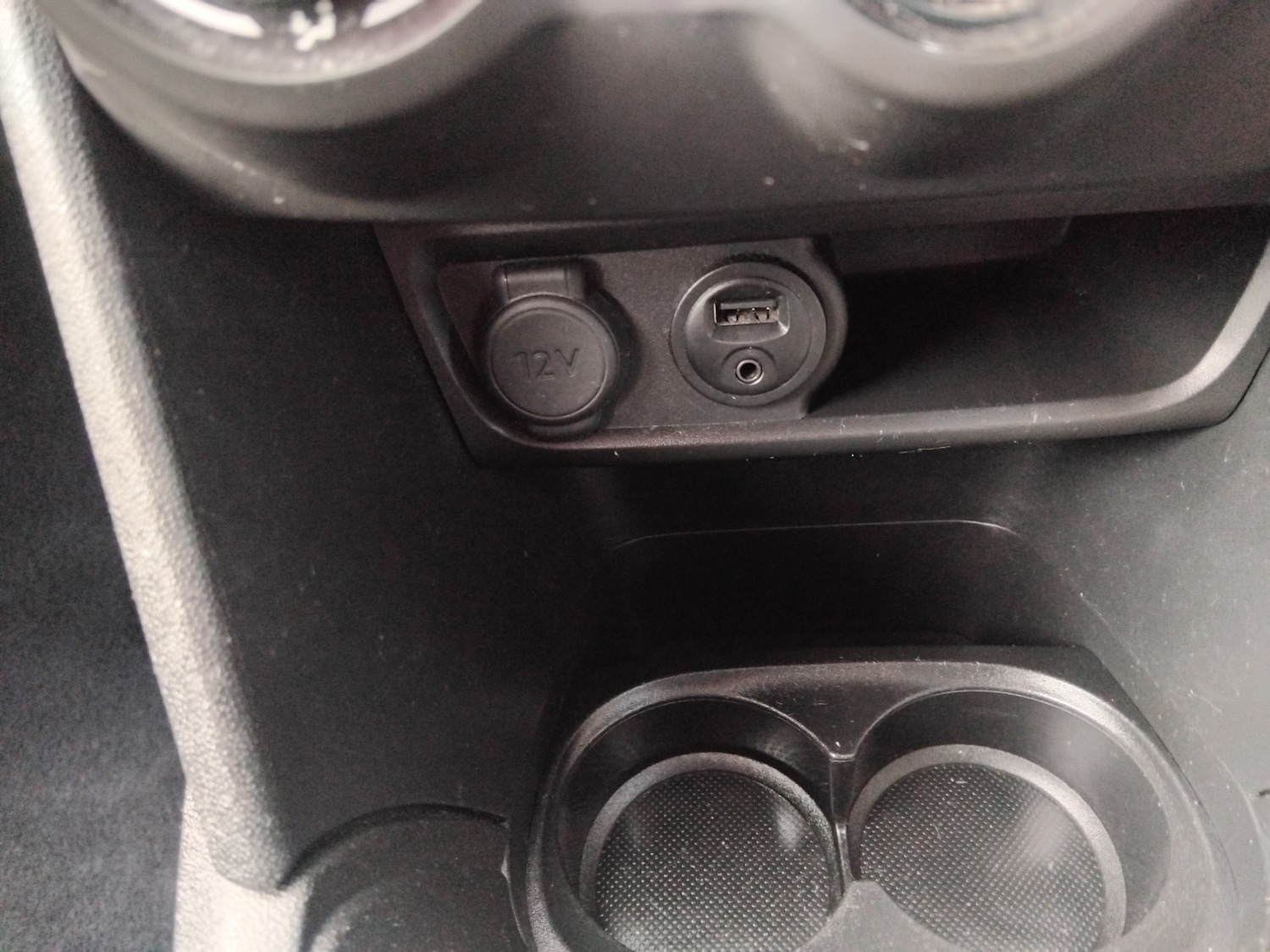 Used Peugeot 208 2016 for sale - 77542741: Photo 24