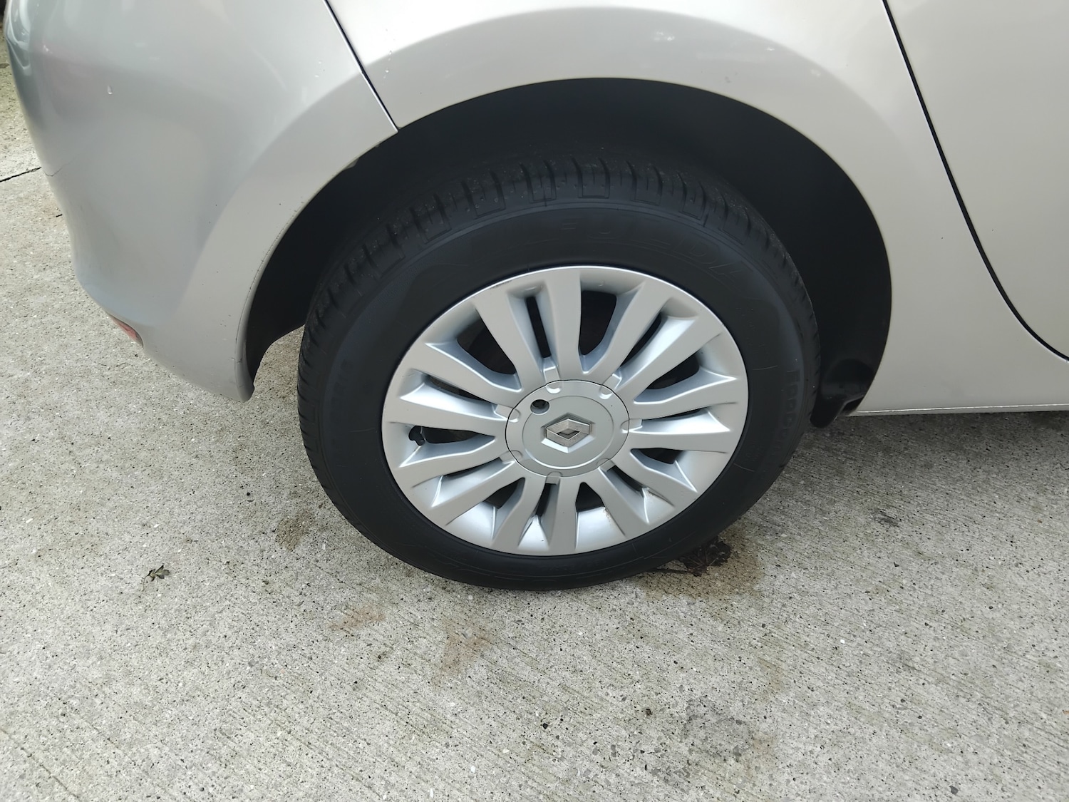 Used Renault Clio 2010 for sale - 76436584: Photo 22