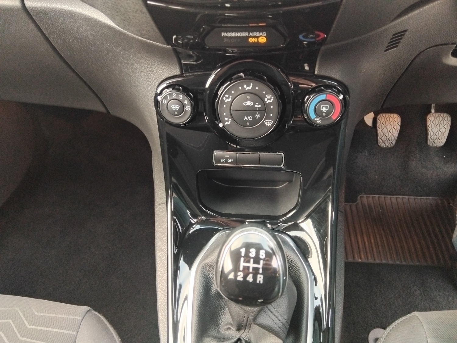 Used Ford Fiesta 2016 for sale - 77448178: Photo 21