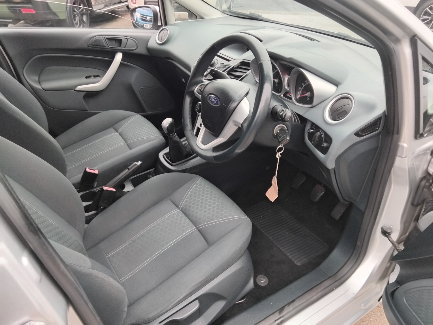 Used Ford Fiesta 2011 for sale - 75283101: Photo 17