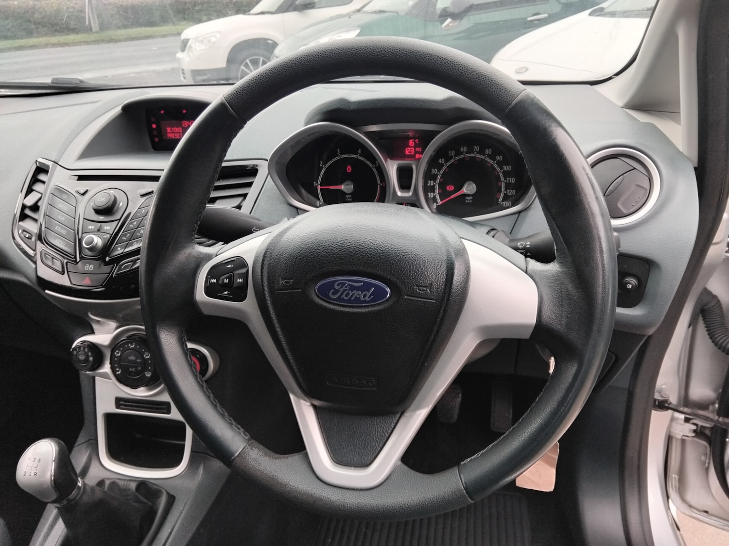 Used Ford Fiesta 2011 for sale - 75283101: Photo 18