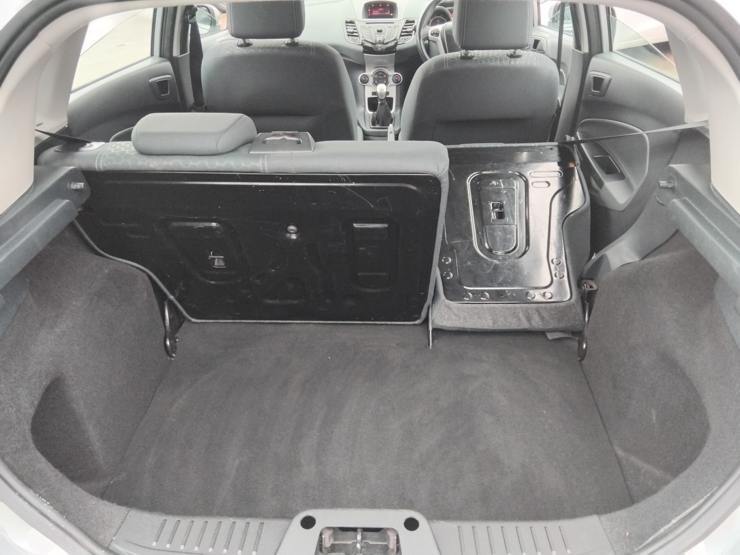 Used Ford Fiesta 2011 for sale - 75283101: Photo 26