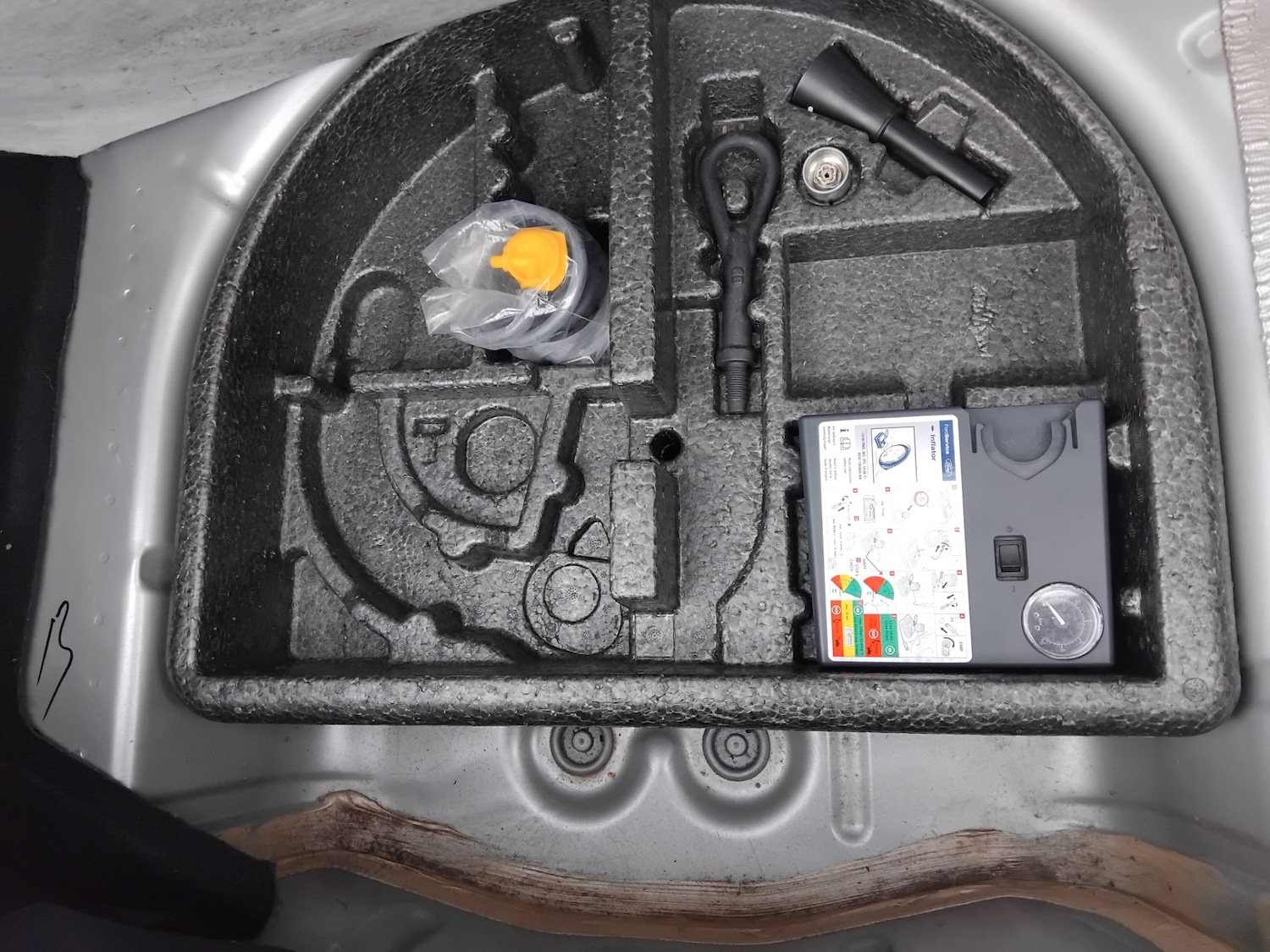 Used Ford Fiesta 2011 for sale - 75283101: Photo 28