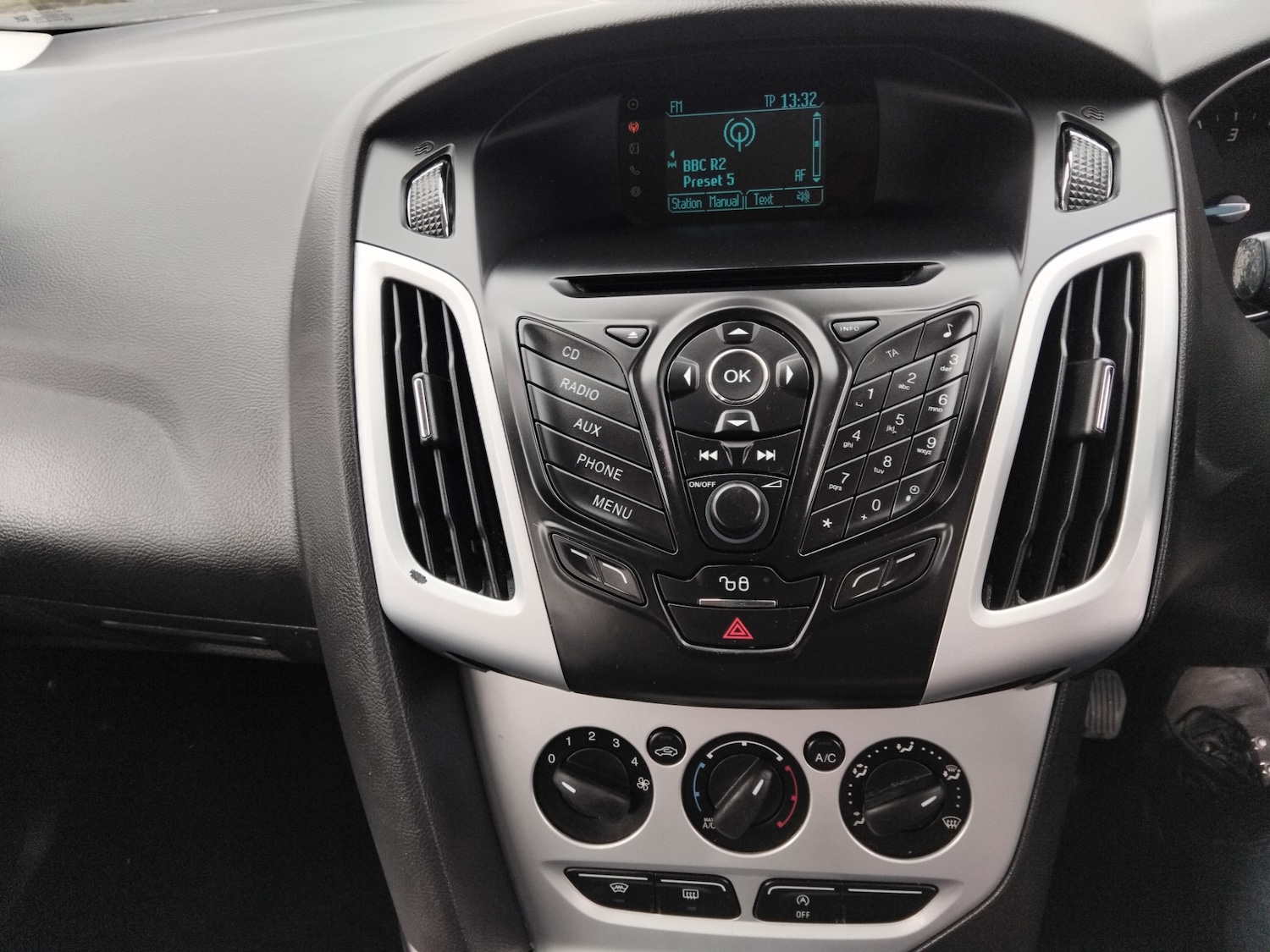 Used Ford Focus 2014 for sale - 76114870: Photo 15