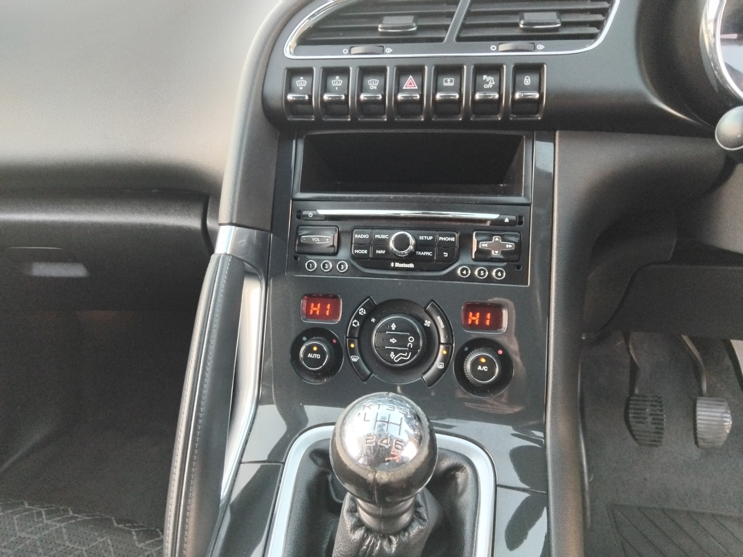 Used Peugeot 3008 2015 for sale - 77245342: Photo 28