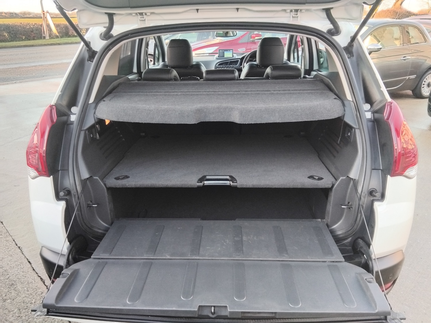 Used Peugeot 3008 2015 for sale - 77245342: Photo 35