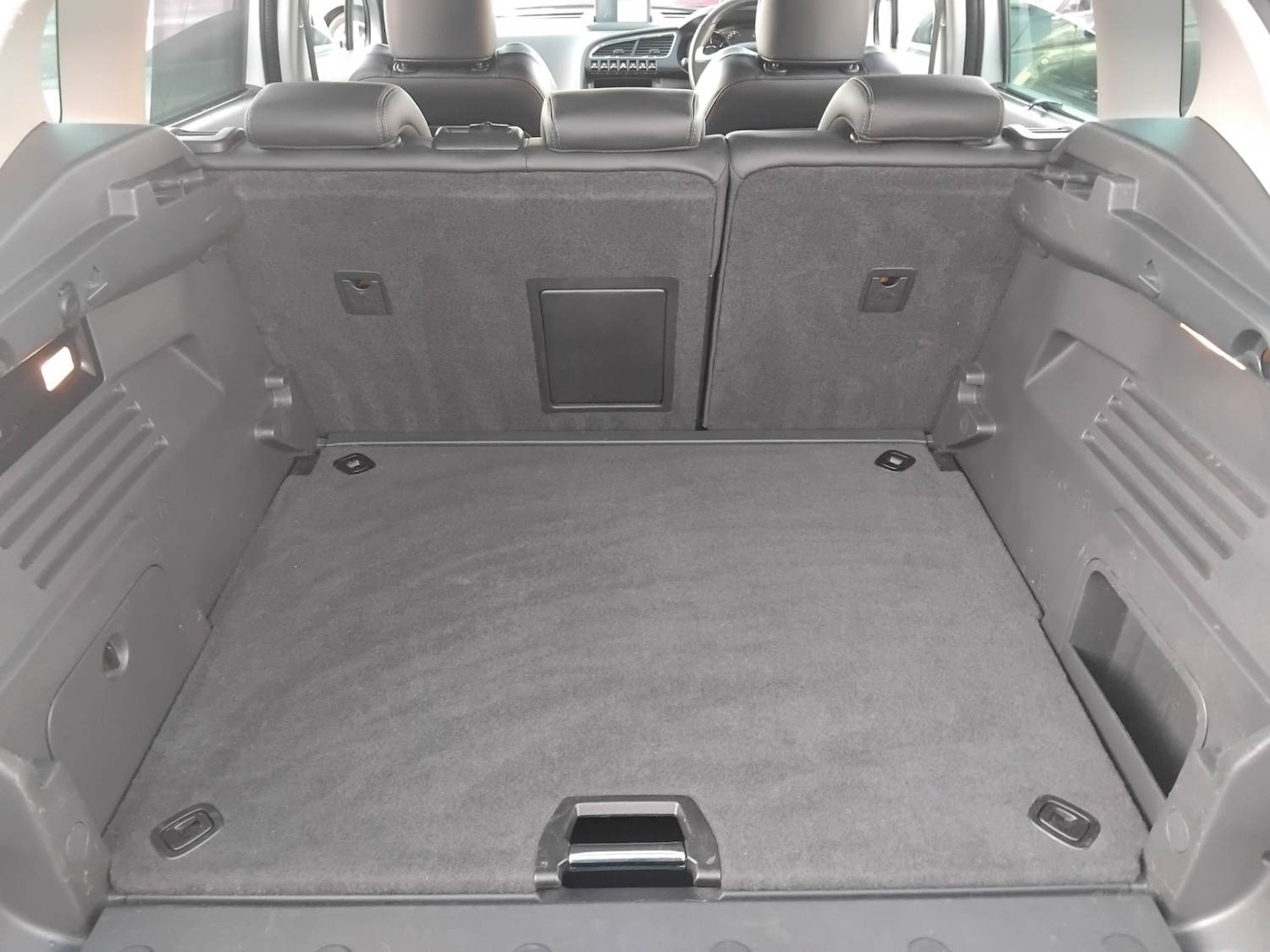 Used Peugeot 3008 2015 for sale - 77245342: Photo 38