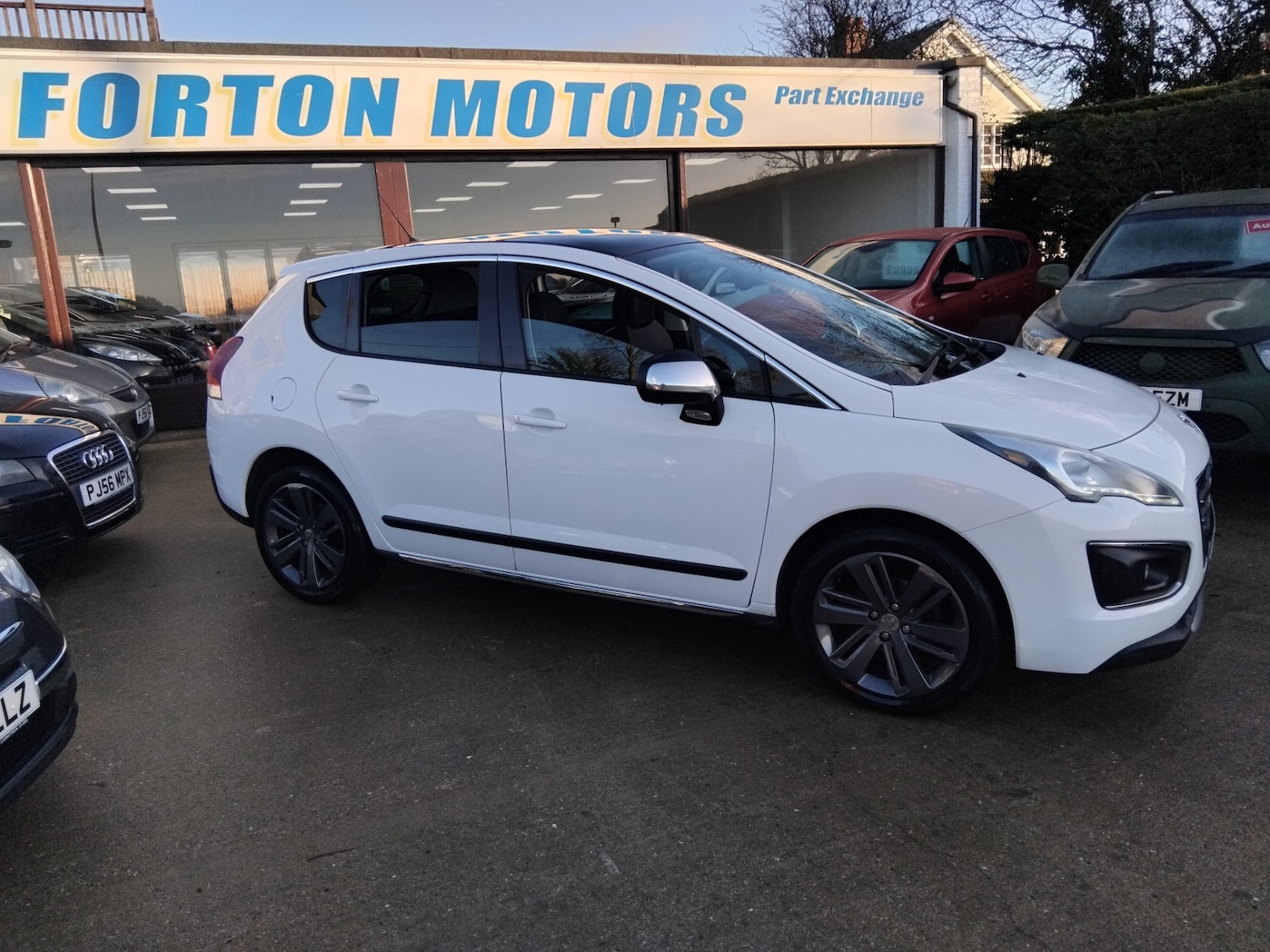 Used Peugeot 3008 2015 for sale - 77245342: Photo 8