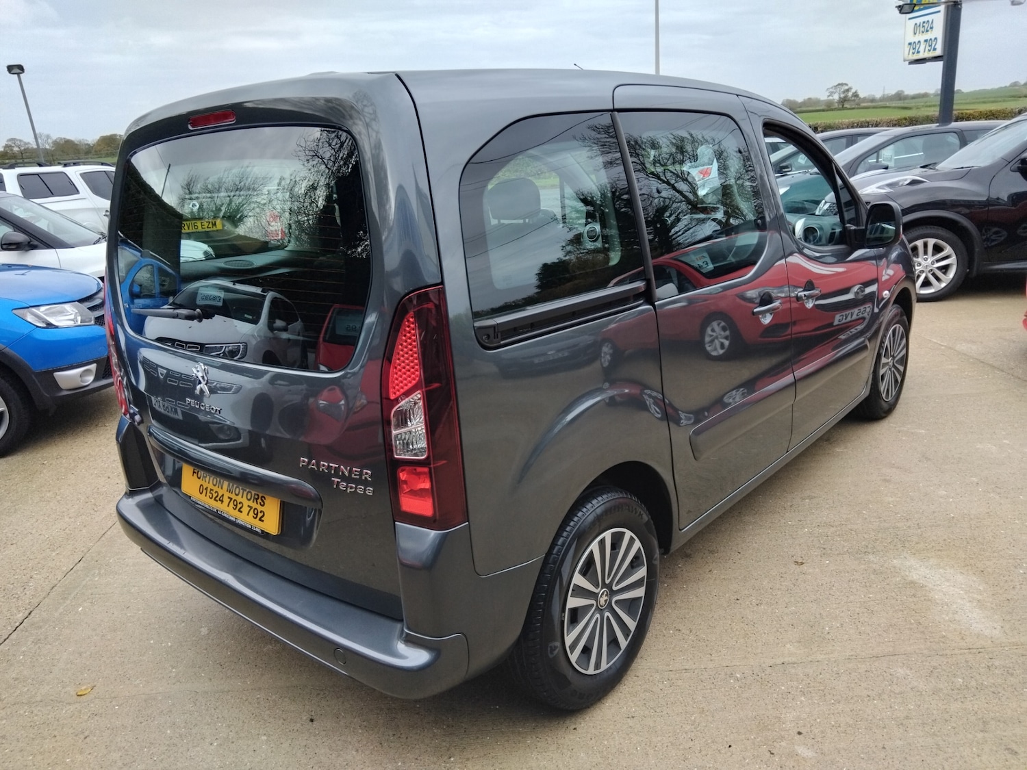 Used Peugeot Partner Tepee 2015 for sale - 76436586: Photo 14