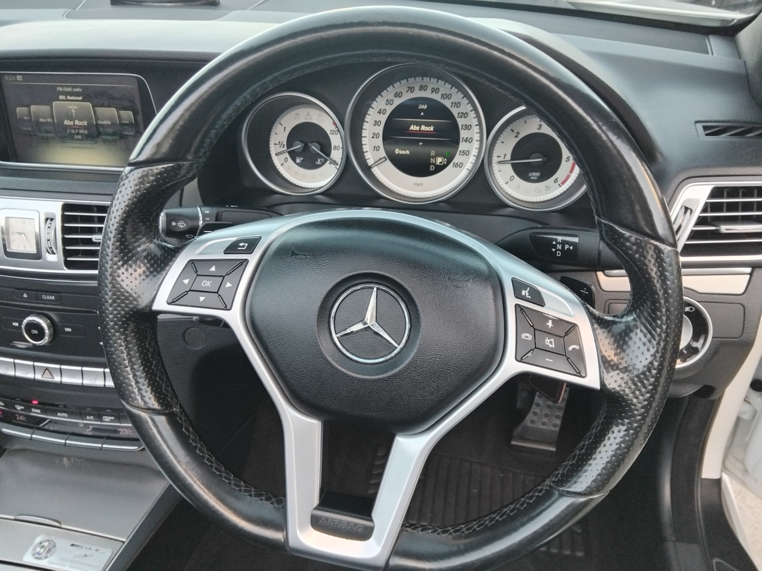 Used Mercedes-Benz E Class 2015 for sale - 76312187: Photo 27