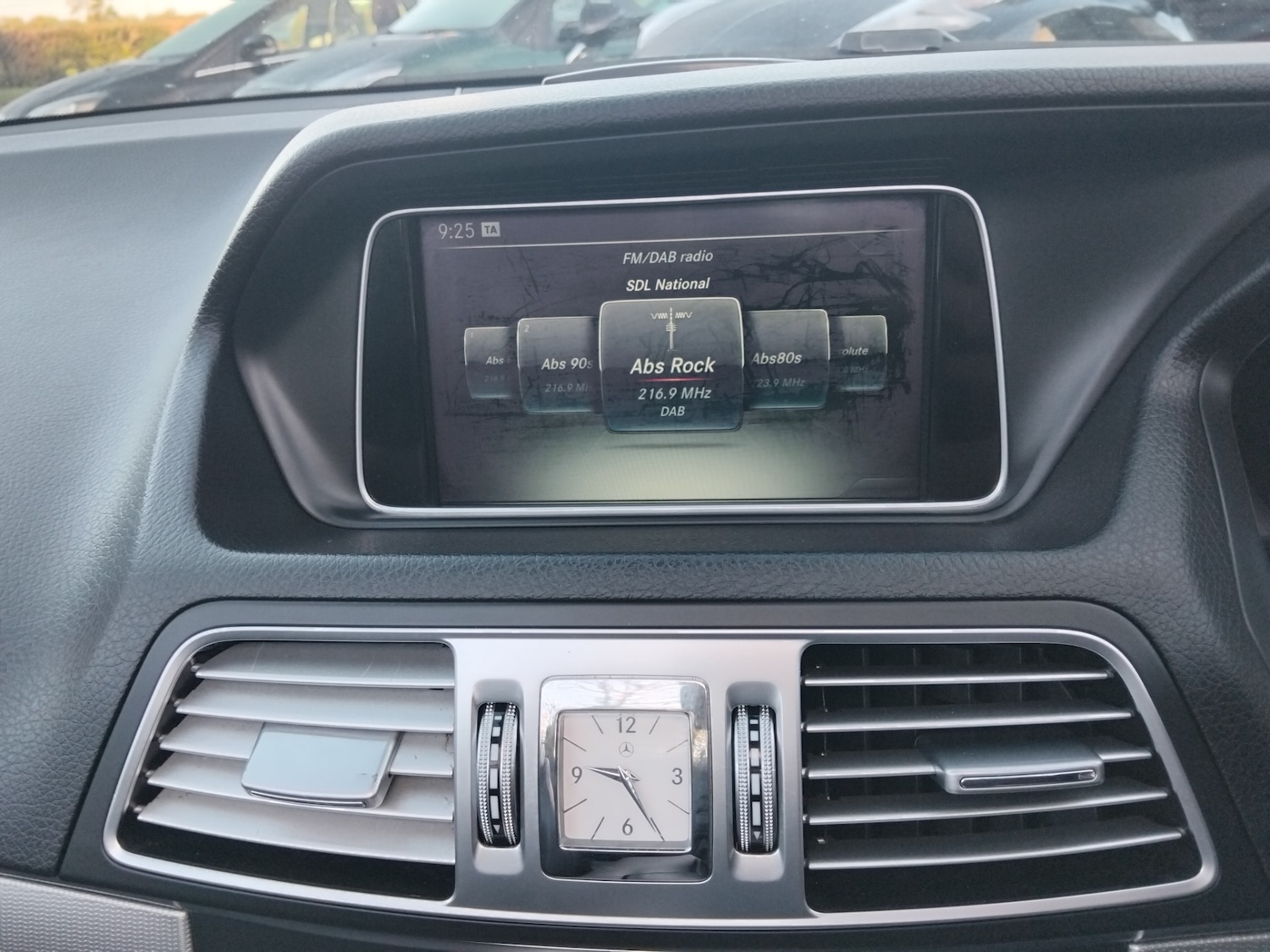 Used Mercedes-Benz E Class 2015 for sale - 76312187: Photo 32