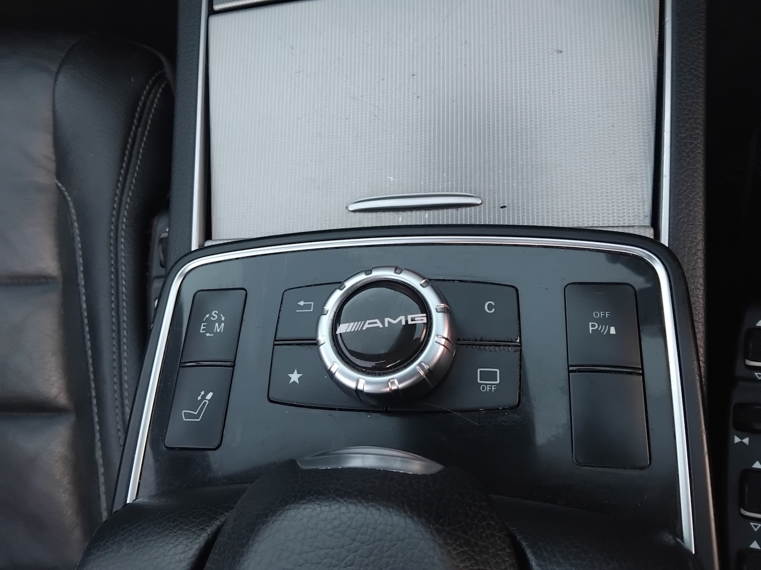 Used Mercedes-Benz E Class 2015 for sale - 76312187: Photo 34