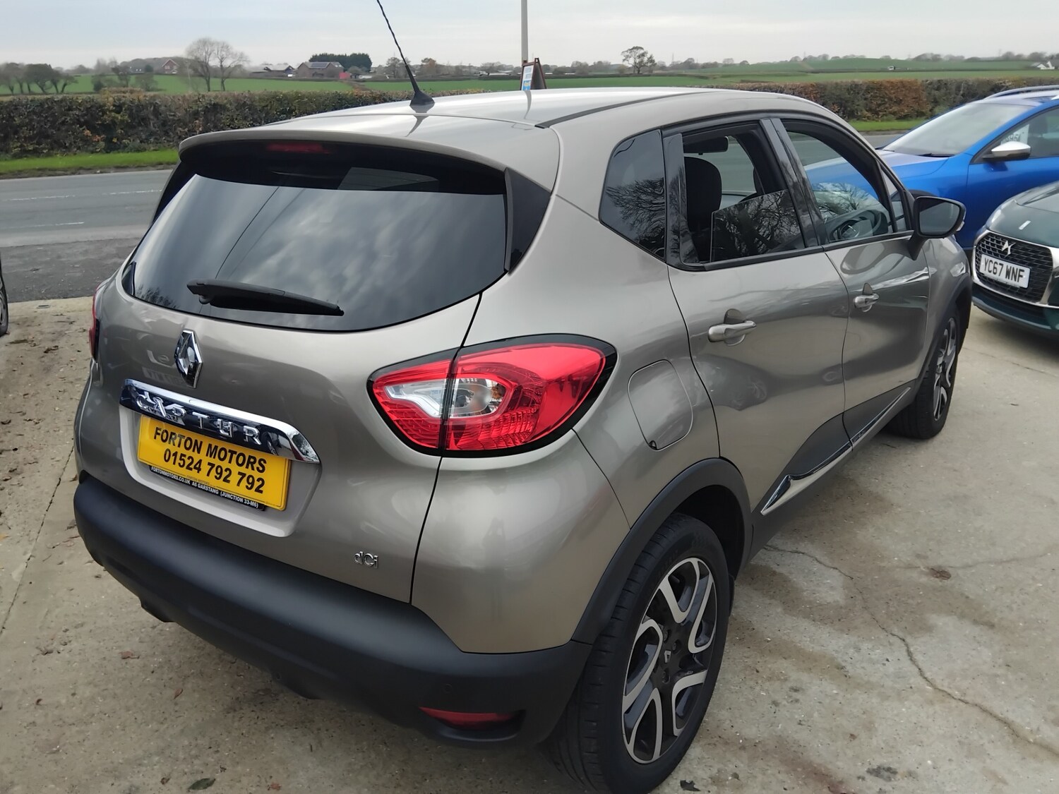 Used Renault Captur 2015 for sale - 76436597: Photo 13