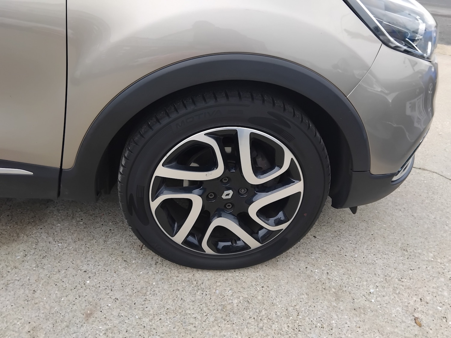 Used Renault Captur 2015 for sale - 76436597: Photo 32