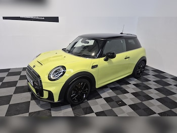 Used MINI Hatch 2024 for sale - 77329217: Photo
