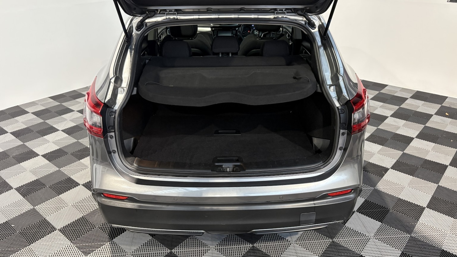 Used Nissan Qashqai 2018 for sale - 76579921: Photo 12