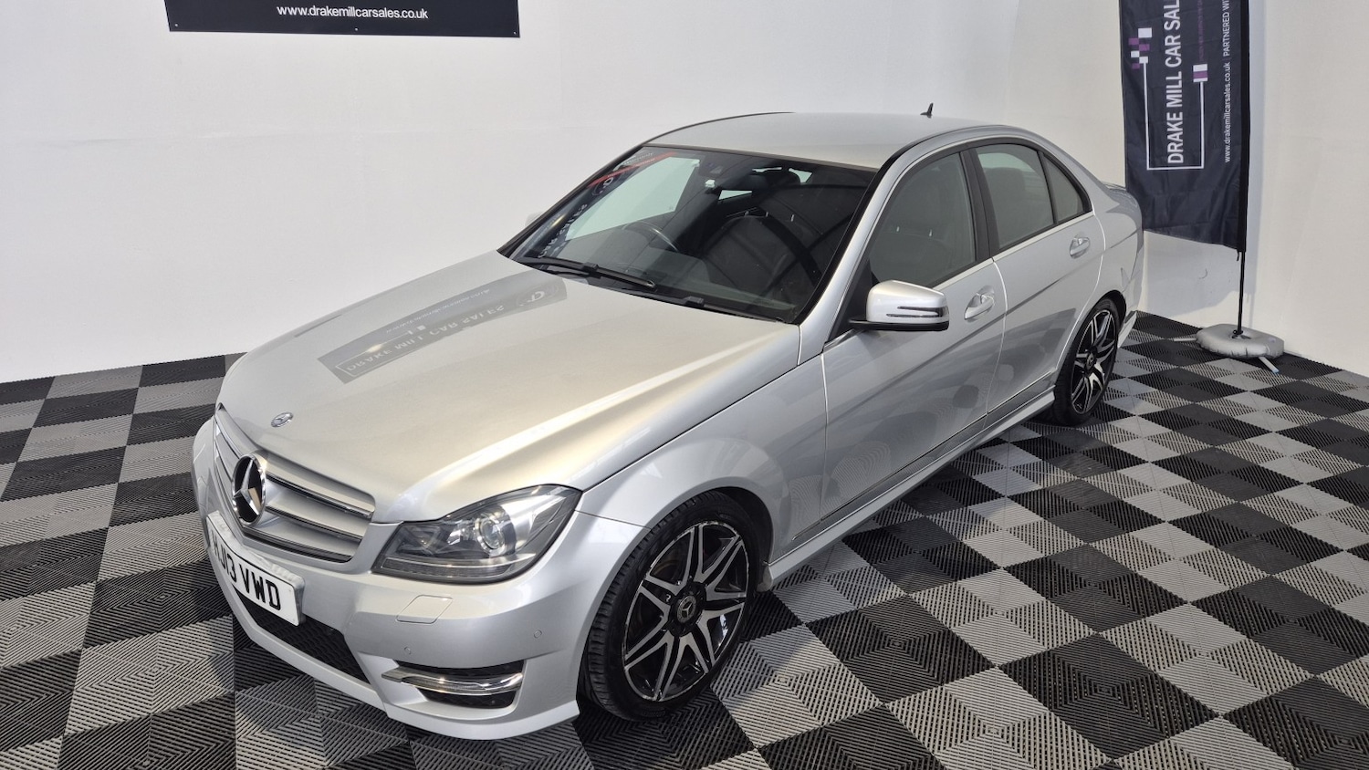 Used Mercedes-Benz C Class 2013 for sale - 78084539: Photo 3