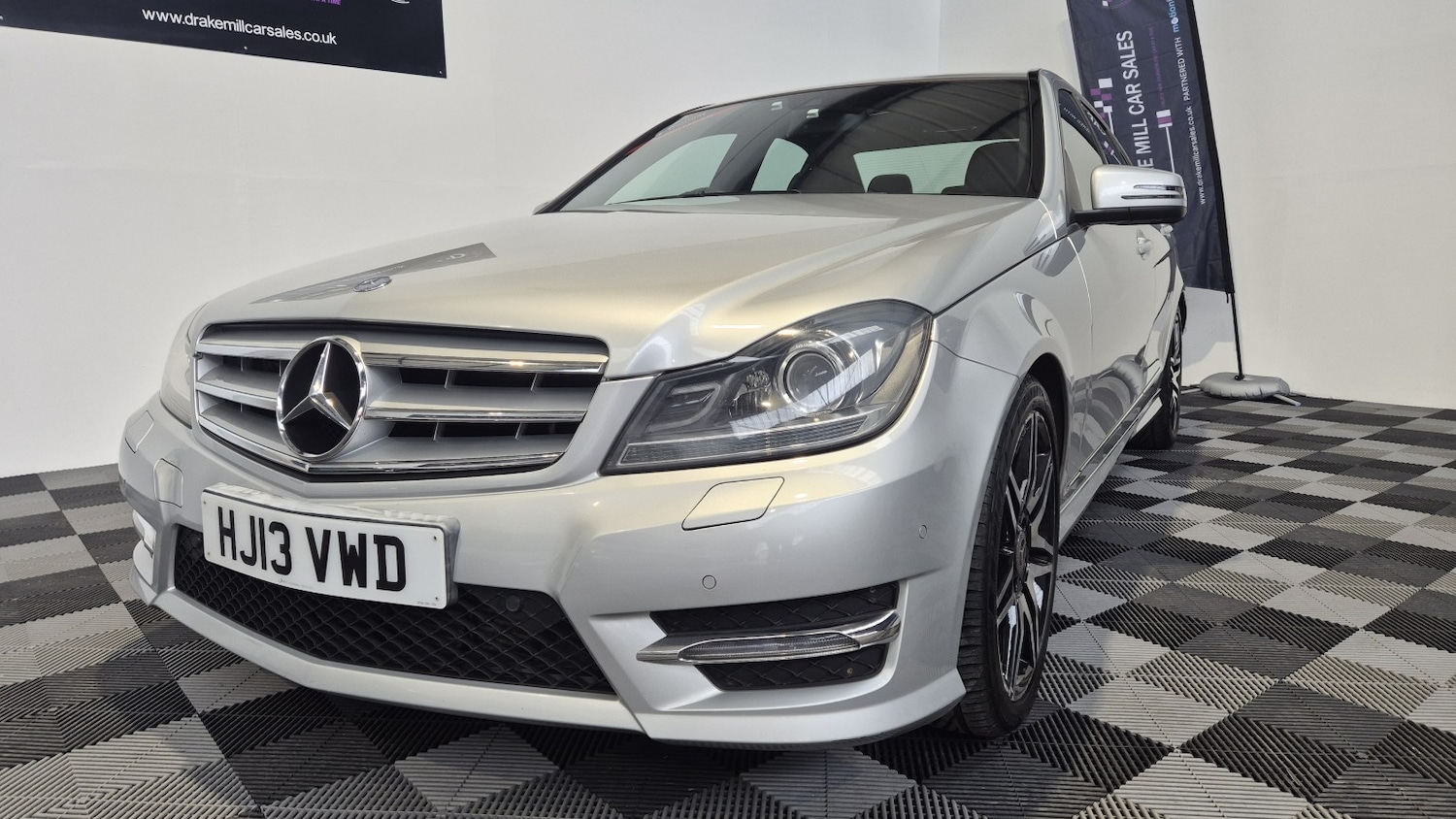 Used Mercedes-Benz C Class 2013 for sale - 78084539: Photo 5