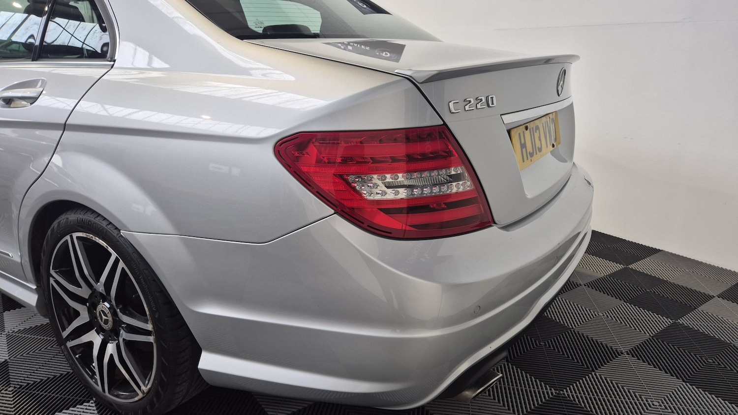 Used Mercedes-Benz C Class 2013 for sale - 78084539: Photo 8