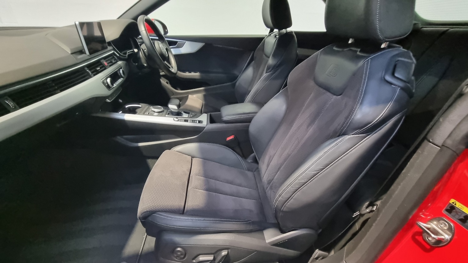 Used Audi A5 Cabriolet 2017 for sale - 77609942: Photo 13