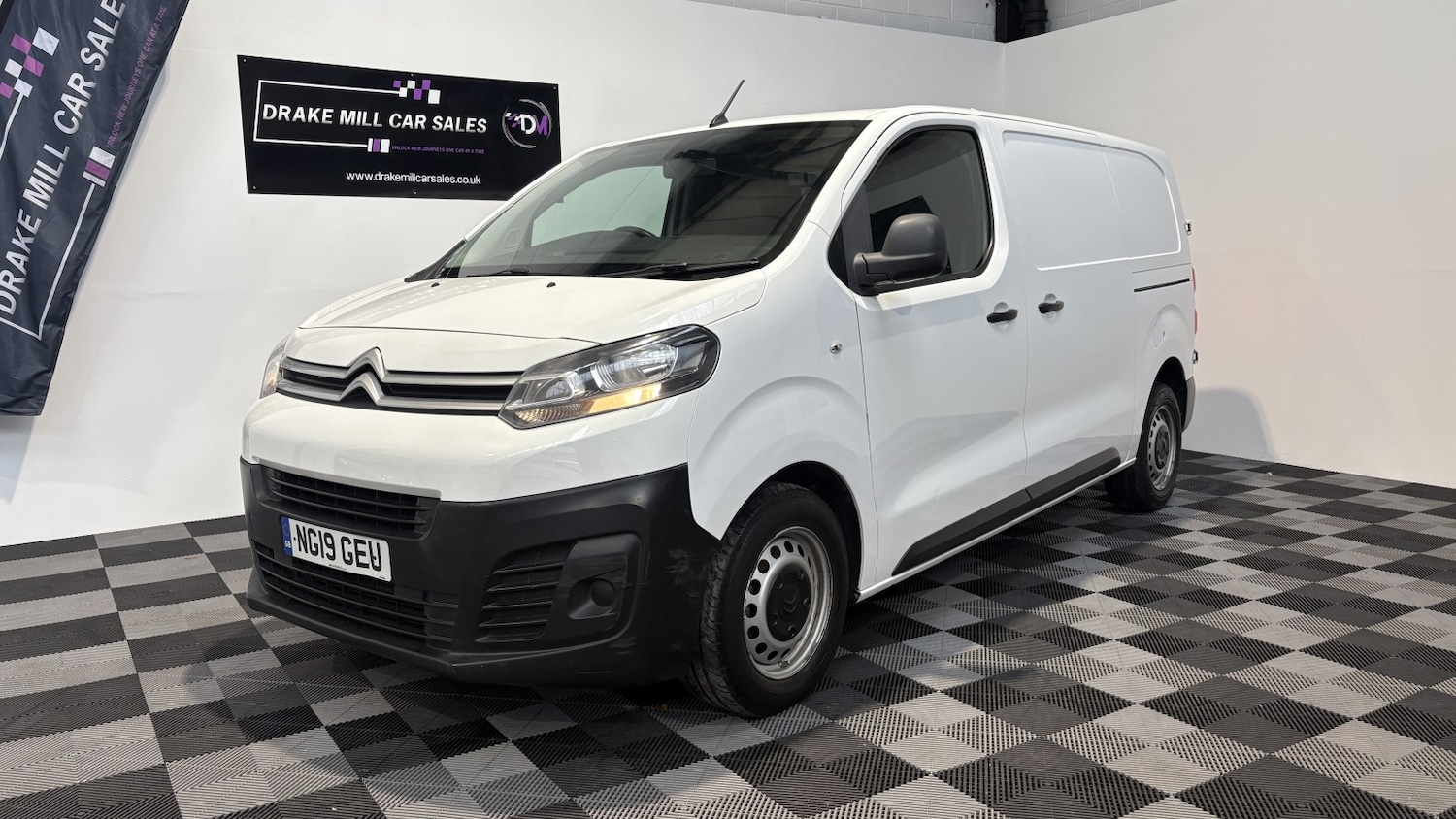 Used Citroen Dispatch 2019 for sale - 76347132: Photo 1