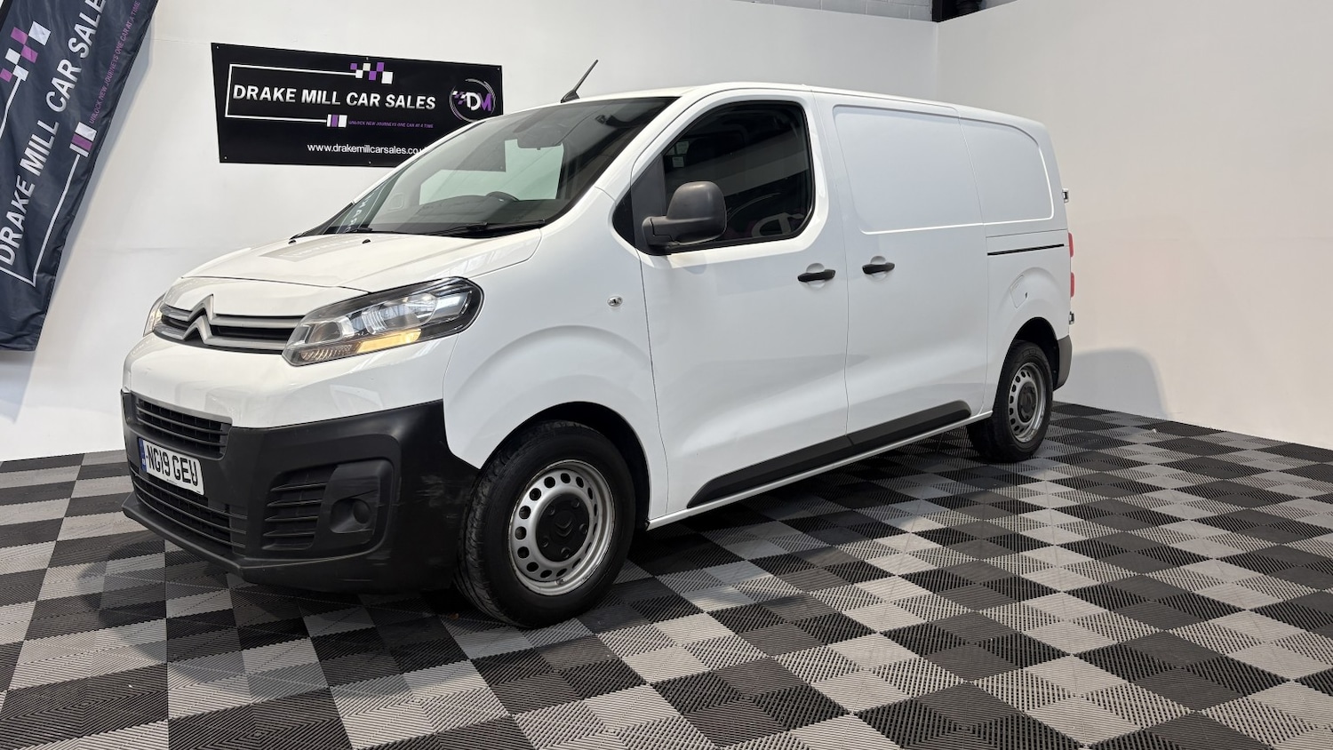 Used Citroen Dispatch 2019 for sale - 76347132: Photo 2