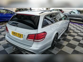 Used Mercedes-Benz E Class 2015 for sale - 79575497: Photo