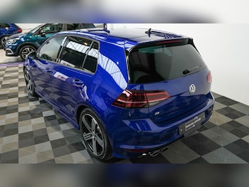 Used Volkswagen Golf 2016 for sale - 78545701: Photo