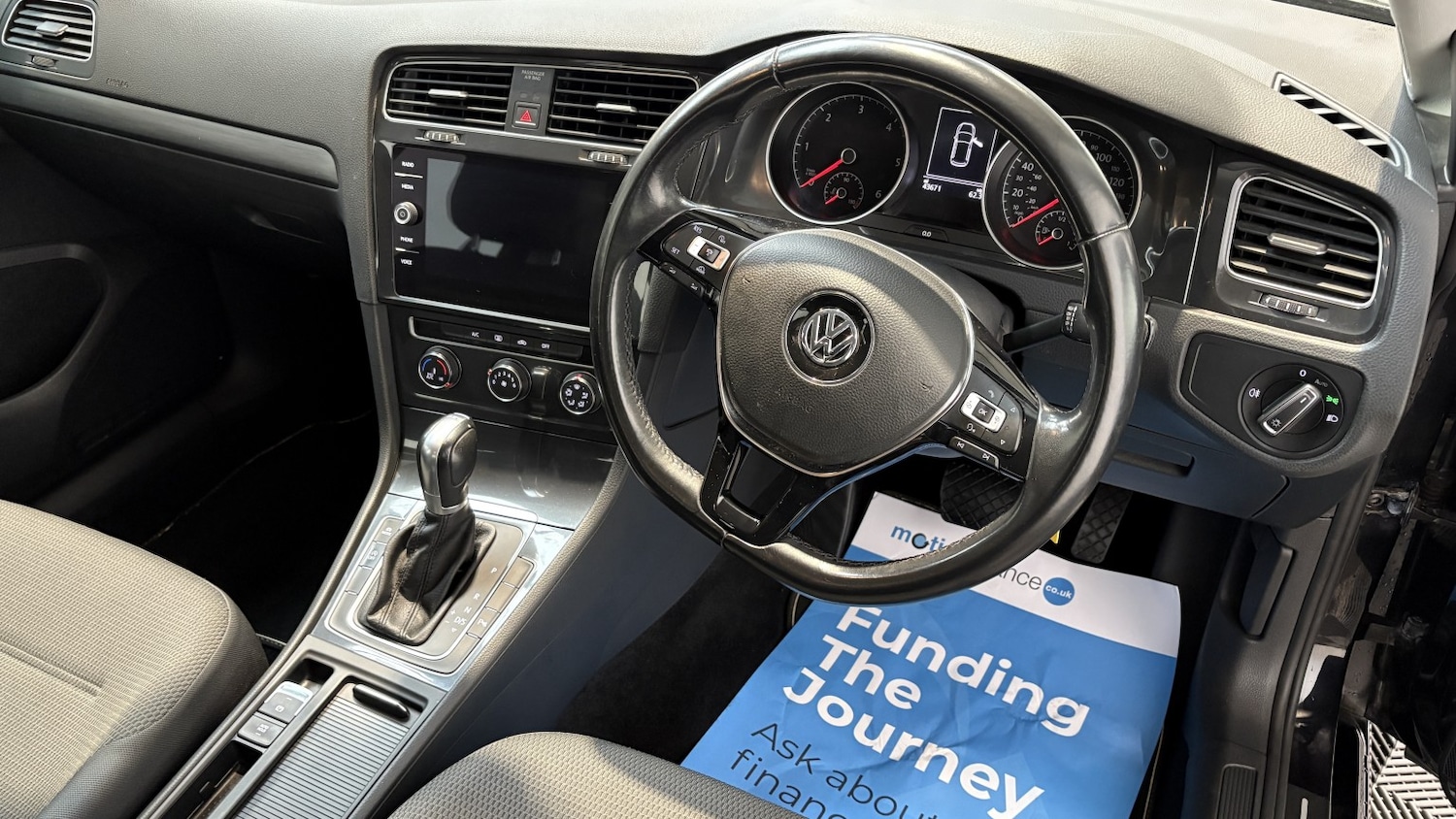 Used Volkswagen Golf 2018 for sale - 76772640: Photo 16