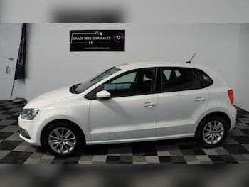 Used Volkswagen Polo 2015 for sale - 79211474: Photo