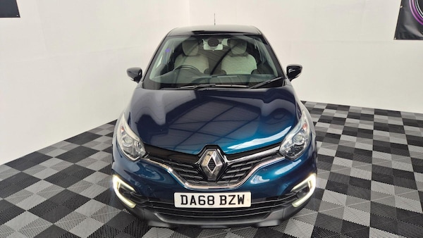 Used Renault Captur 2018 for sale - 75806529: Photo 2