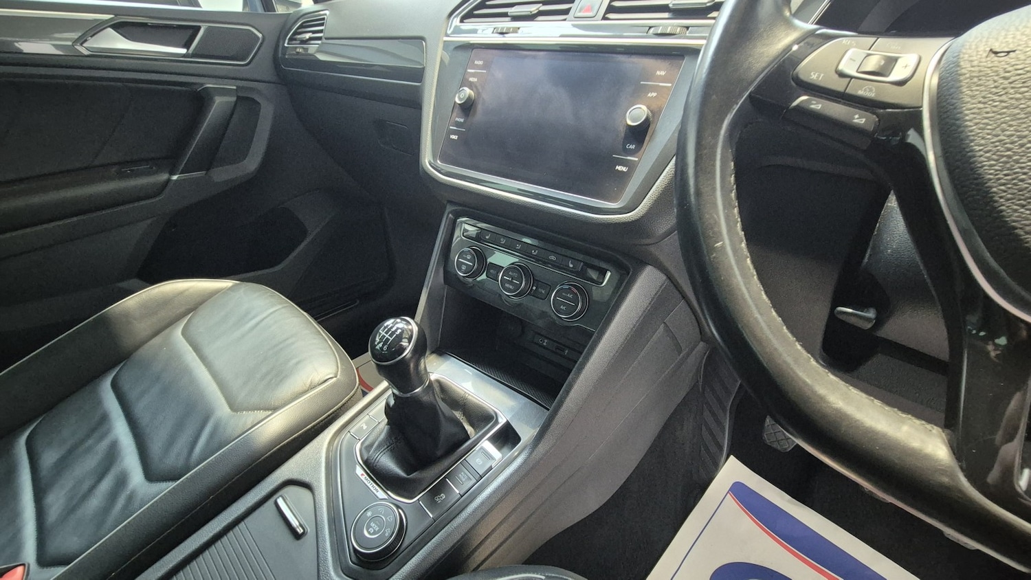 Used Volkswagen Tiguan 2017 for sale - 77735680: Photo 11