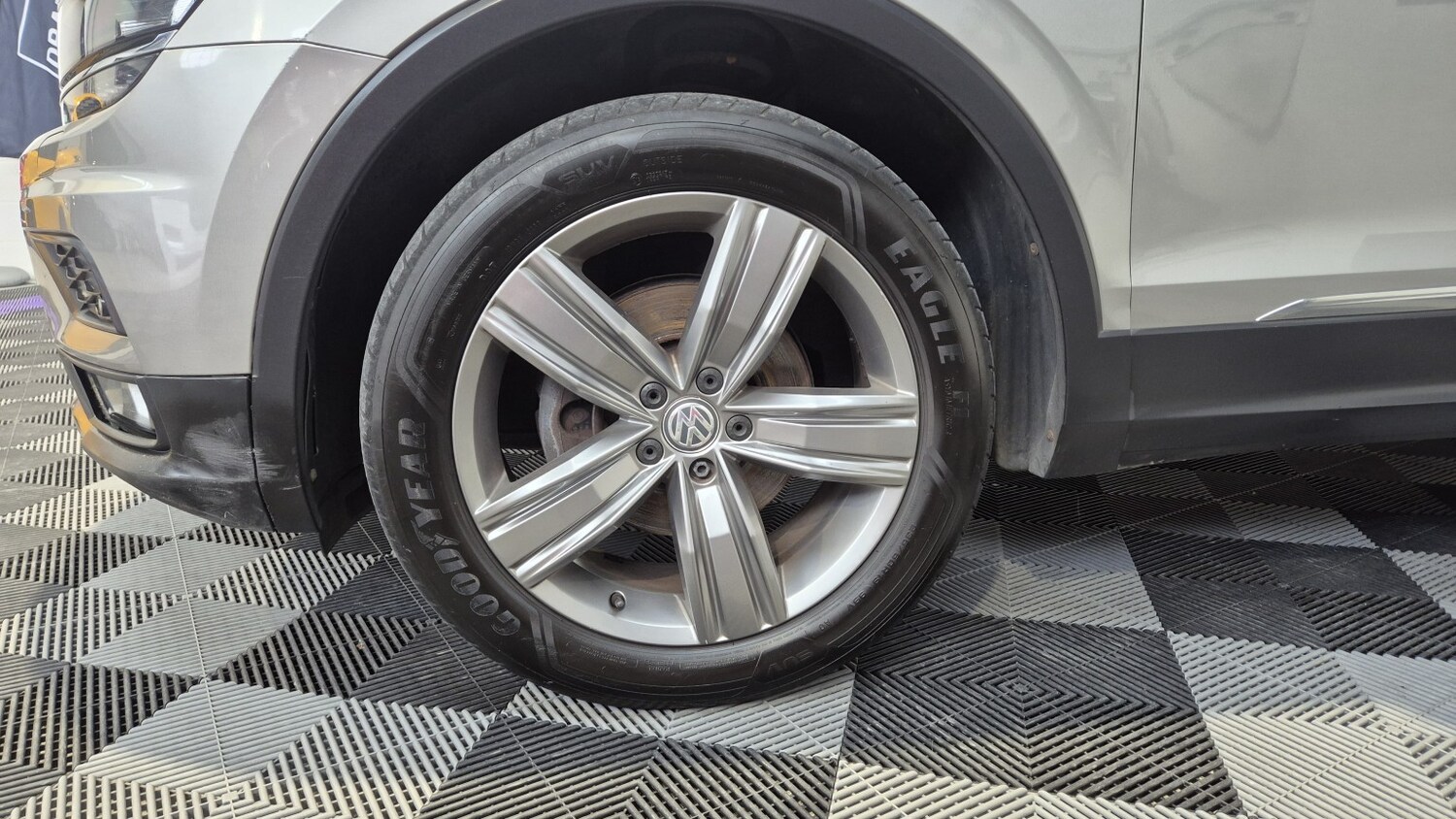 Used Volkswagen Tiguan 2017 for sale - 77735680: Photo 23