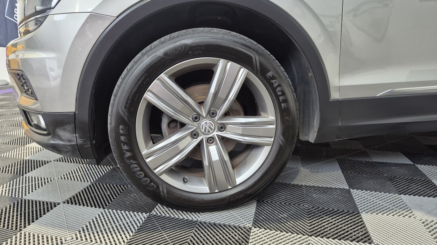 Used Volkswagen Tiguan 2017 for sale - 77735680: Photo 6